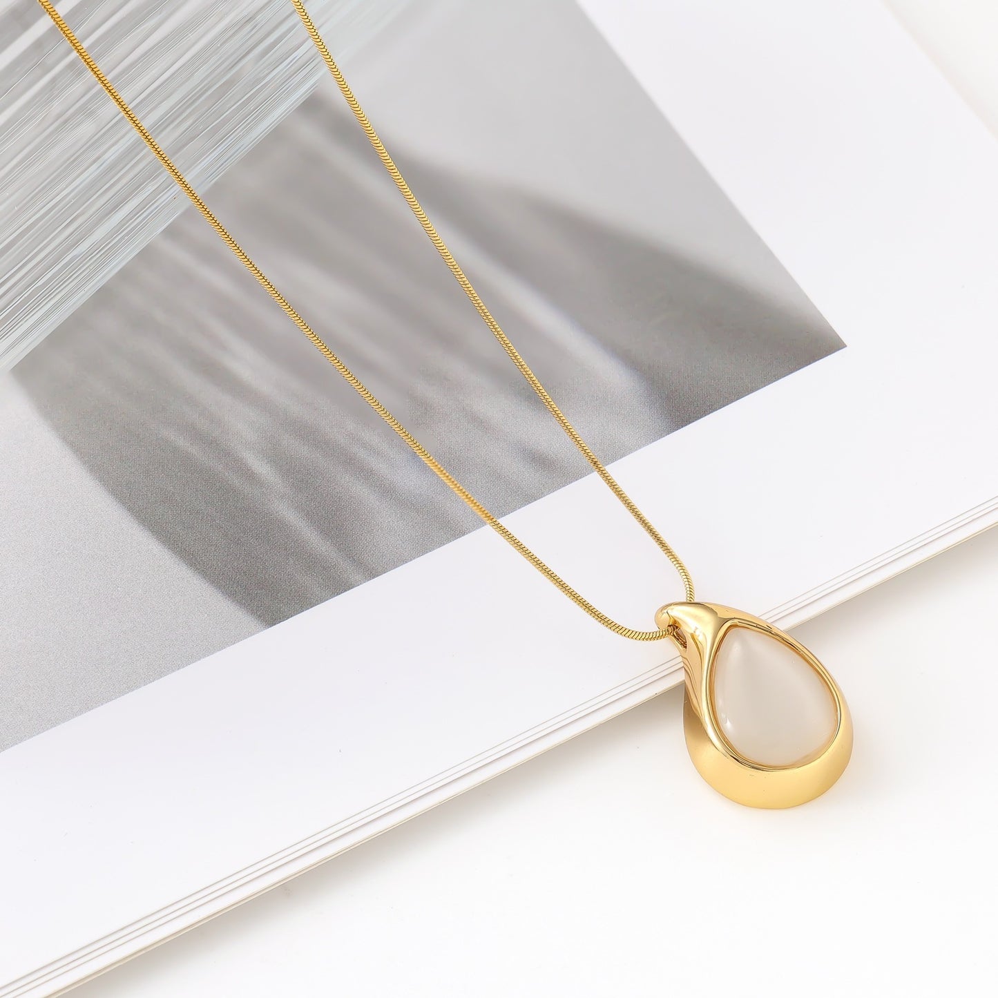 Retro Natural Stone Necklace