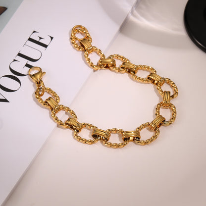 Metallic Twist Bracelet for Elegance