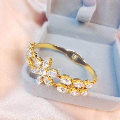 Zircon Flower Titanium Bracelet