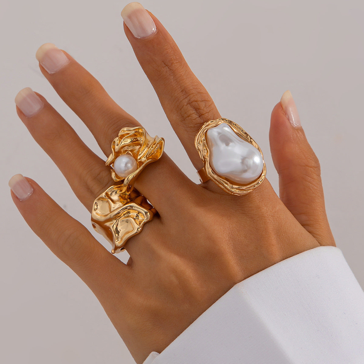 Retro Baroque Women's Ring Set