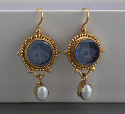 Elegant Snake Design Earrings