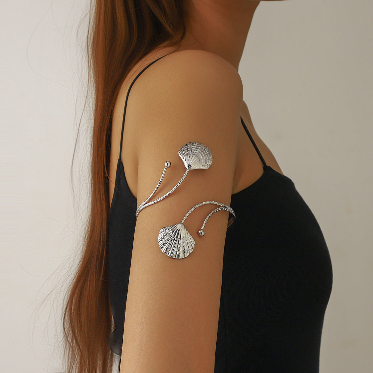 Ocean Shell Armband for Elegance