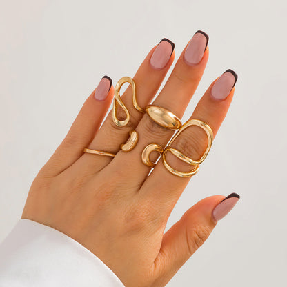 Retro Baroque Women's Ring Set