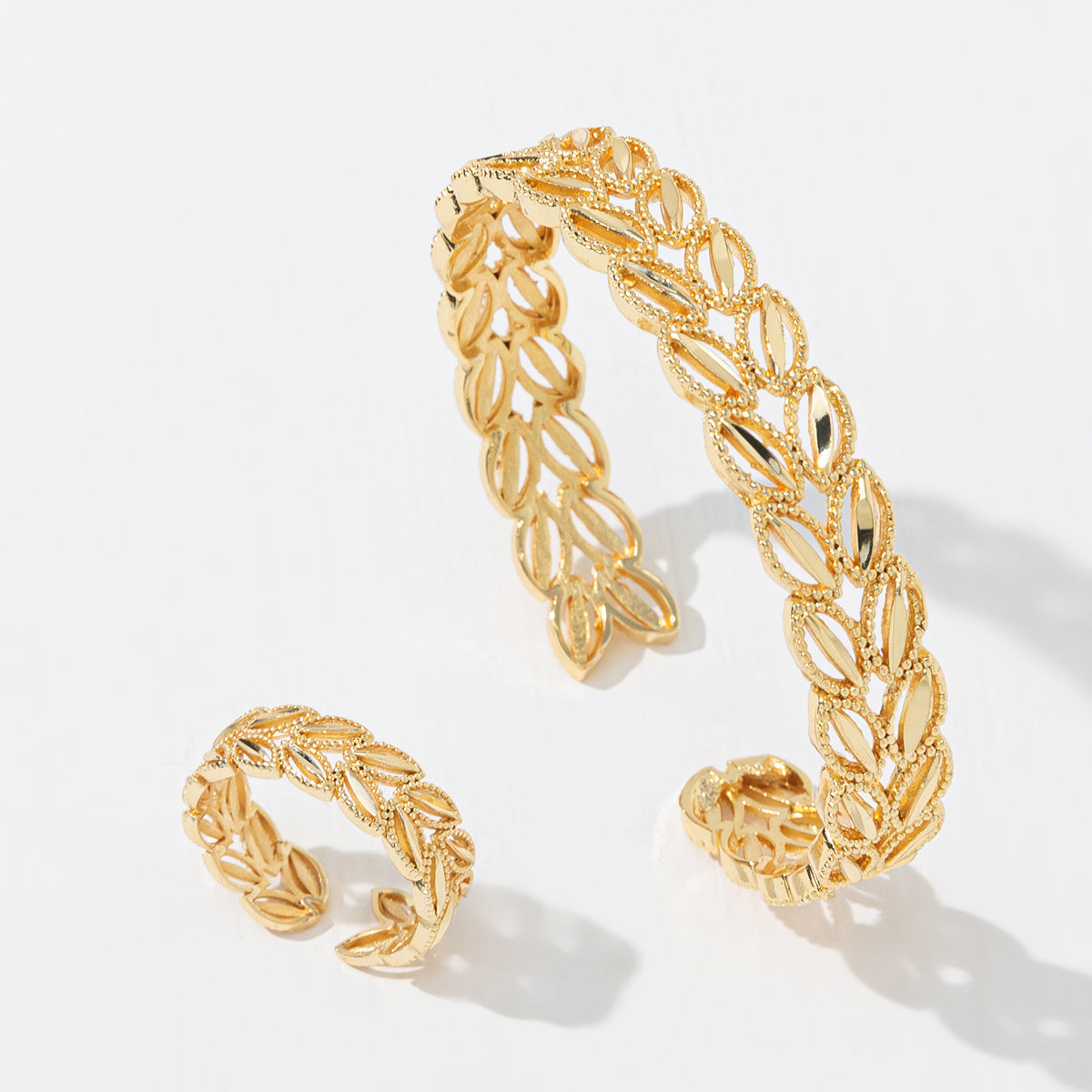 Elegant Gold Wheat Bracelet Set