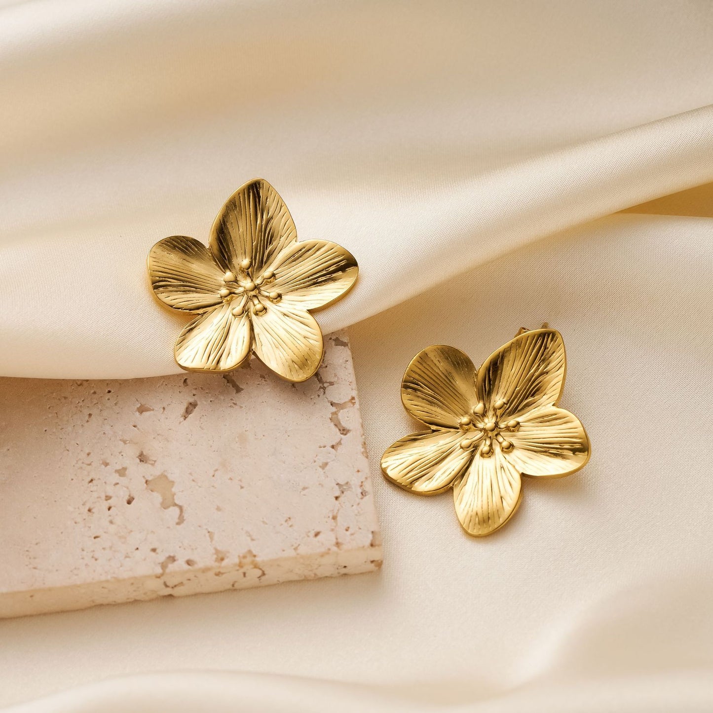 Non-Fading Titanium Flower Earrings
