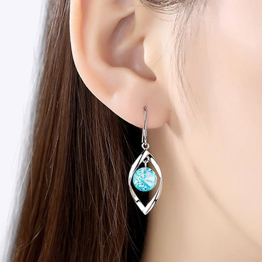 Elegant Leaf Eardrop Earrings