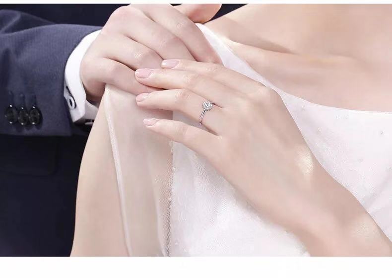Elegant Silver Diamond Drip Ring