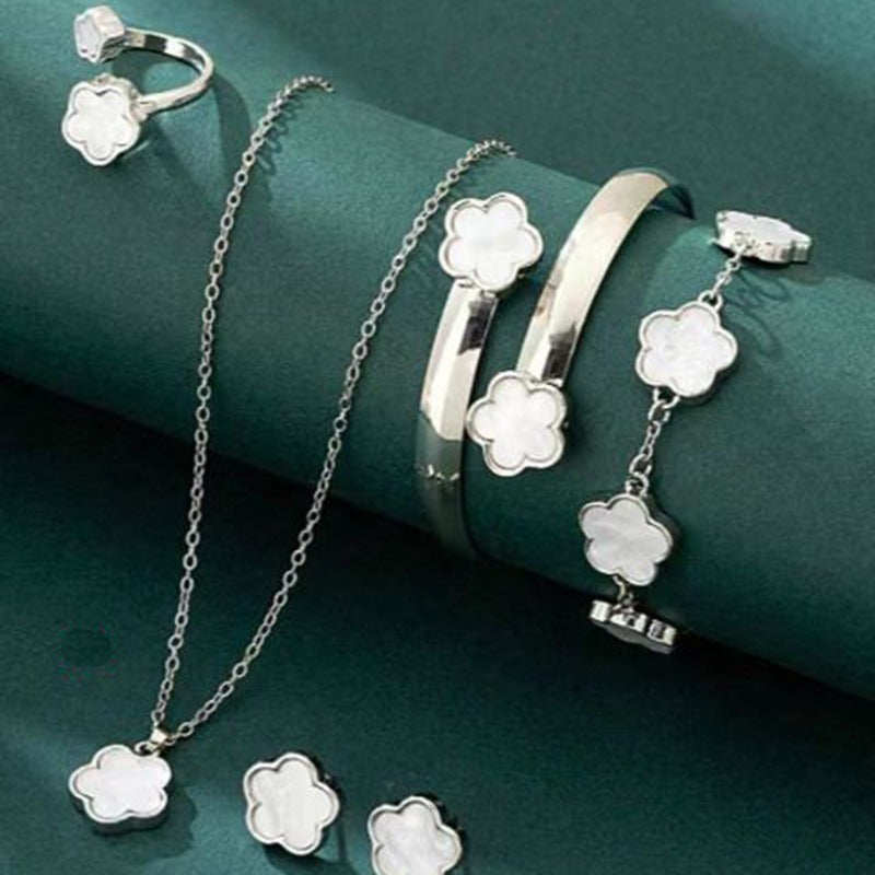Five-Leaf Flower Jewelry Set