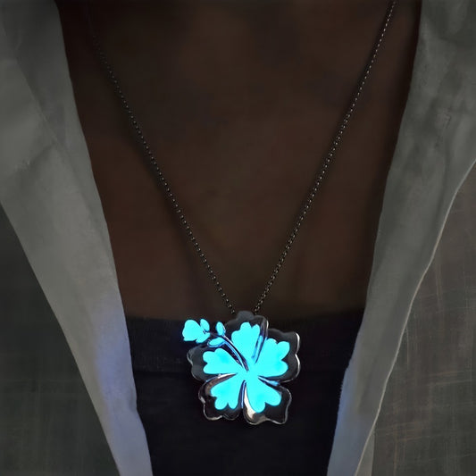 Luminous Flower Silver Necklace