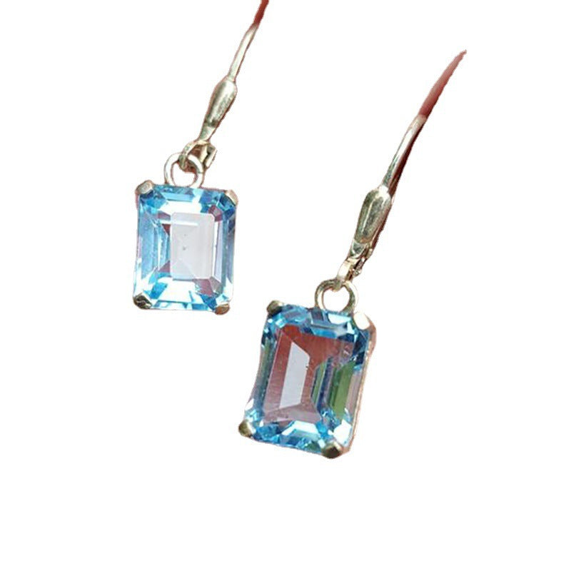 Elegant 14K Gold Blue Diamond Earrings