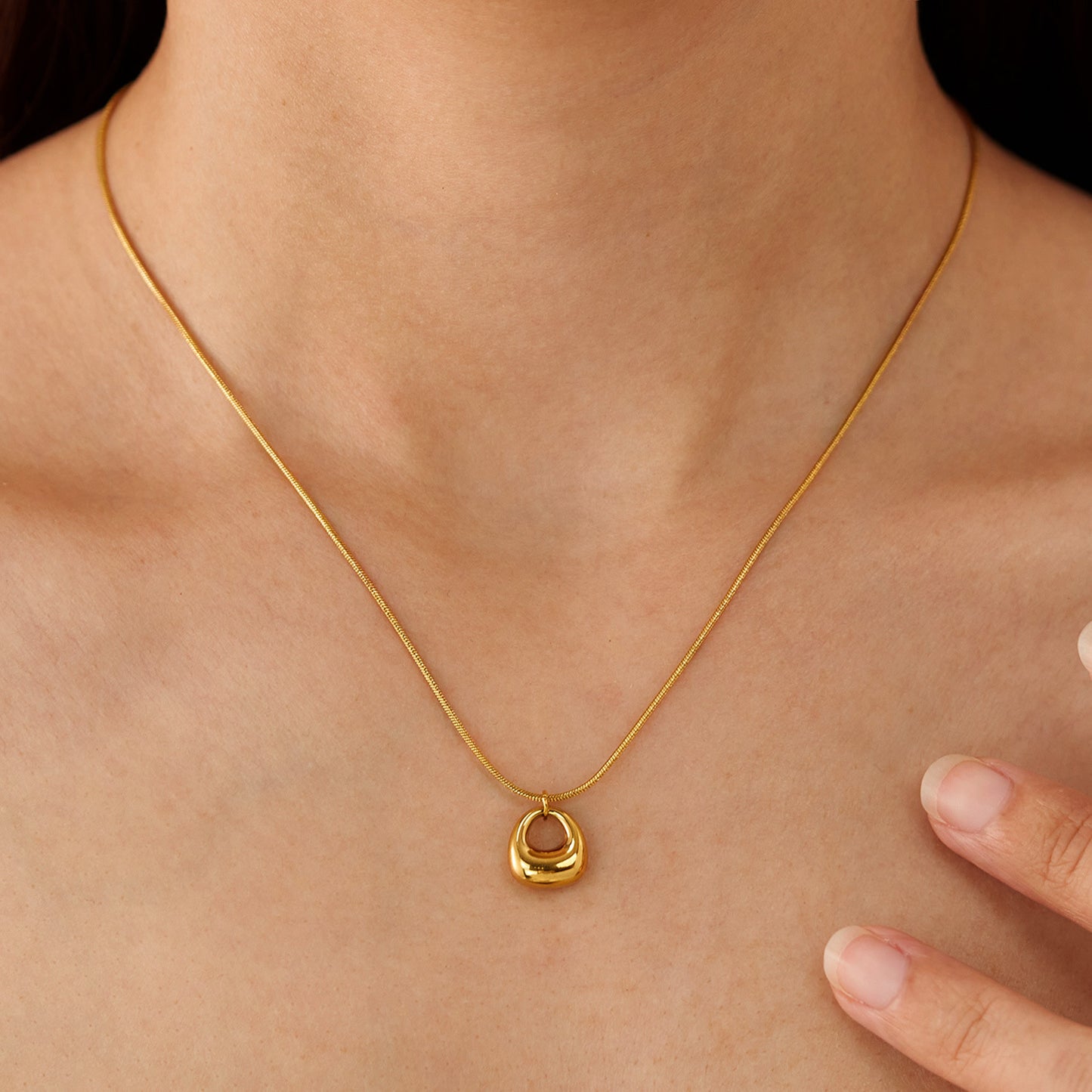 Geometric Titanium Necklace for Elegance