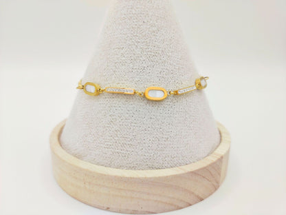 Geometric Zircon Bracelet Elegance